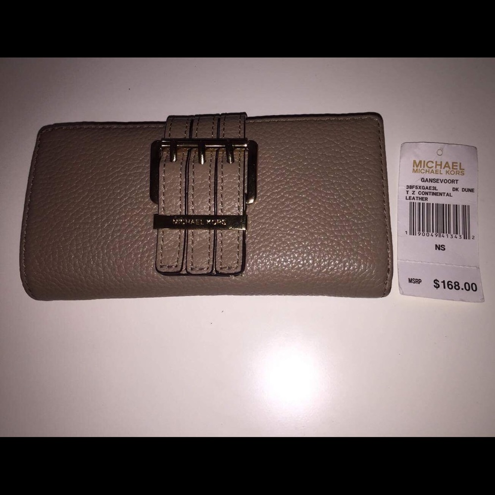 COPY - Michael Kors Gansevoort Wallet
